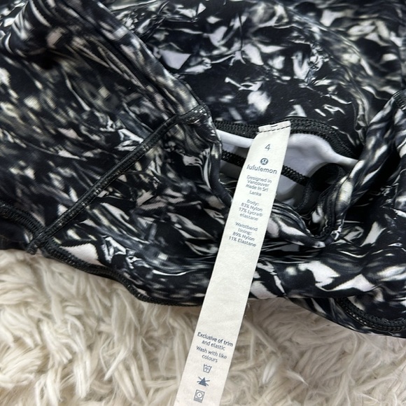 Lululemon Fast & Free 7/8 Tight II *Nulux 25" Liquid Platinum Alpine White Multi - Picture 4 of 7